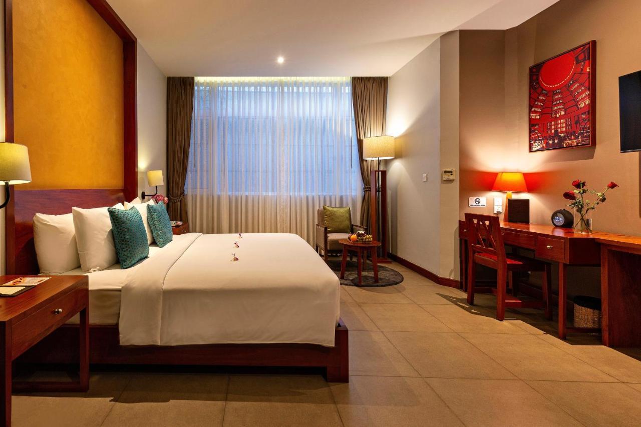 Indra Hotel Phnom Penh Zewnętrze zdjęcie