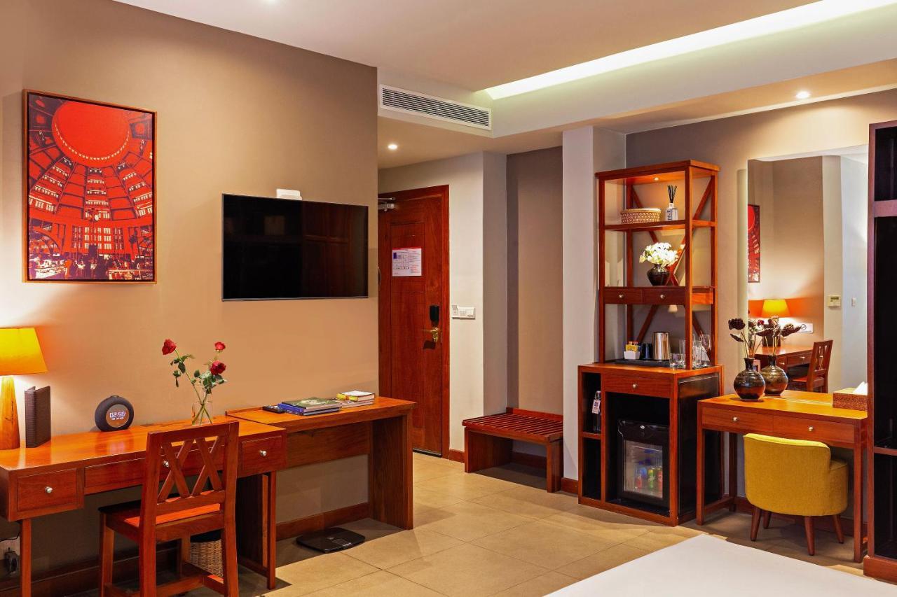 Indra Hotel Phnom Penh Zewnętrze zdjęcie