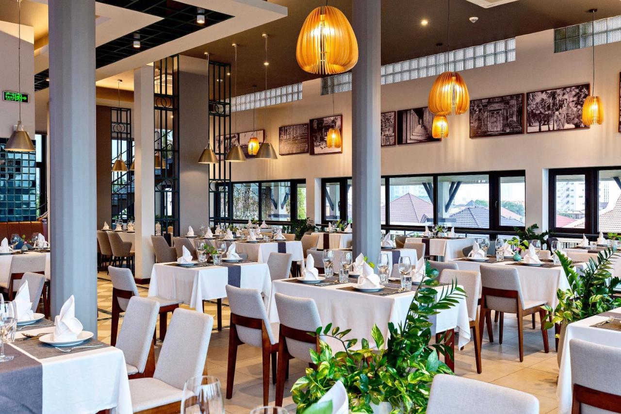 Indra Hotel Phnom Penh Zewnętrze zdjęcie